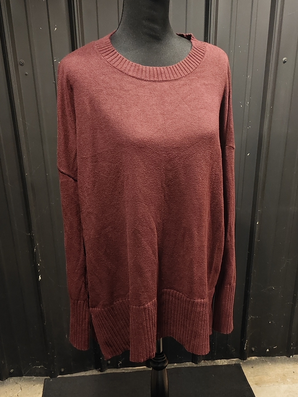 LOFT Scoopneck Sweater in Wine